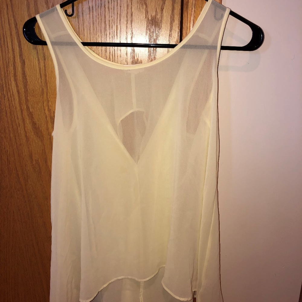 Flowy Yellow Sleeveless Top